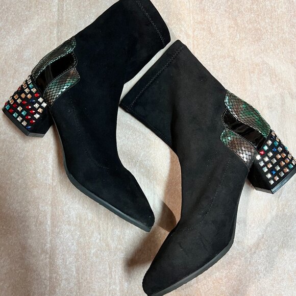 NWOT - Faux Suede Ankle boots with Colourful Rhinestone Décor Heels (US 7) - Picture 10 of 12